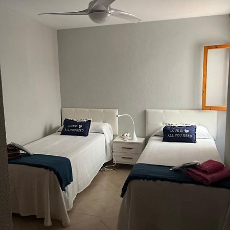 Apartamento Frente Al Mar En إل كامبيلو المظهر الخارجي الصورة