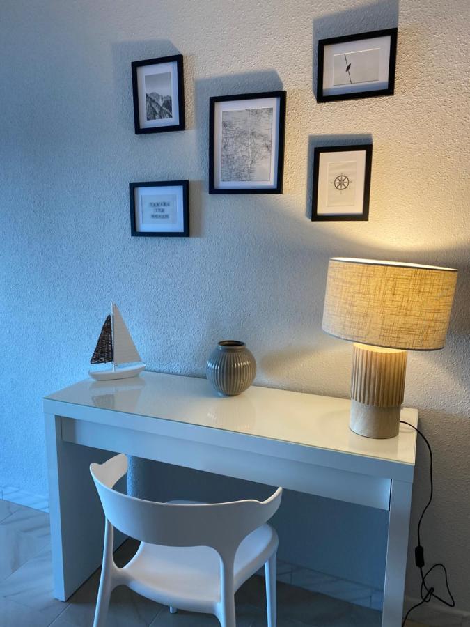 Apartamento Frente Al Mar En إل كامبيلو المظهر الخارجي الصورة