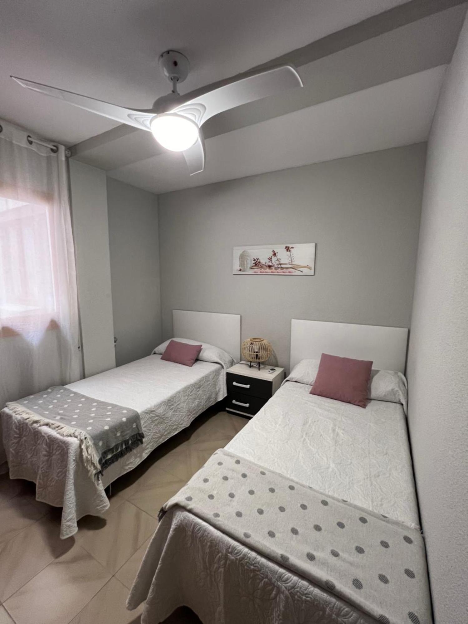 Apartamento Frente Al Mar En إل كامبيلو المظهر الخارجي الصورة