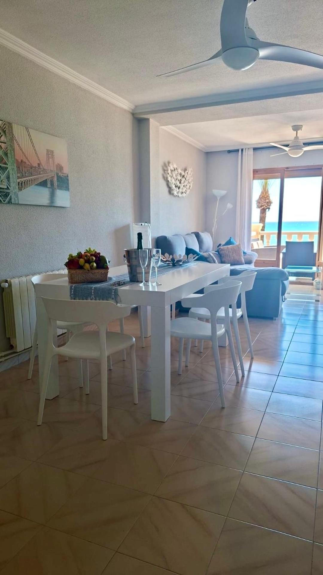 Apartamento Frente Al Mar En إل كامبيلو المظهر الخارجي الصورة
