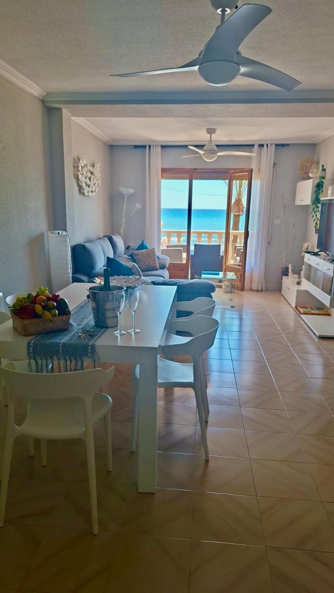 Apartamento Frente Al Mar En إل كامبيلو المظهر الخارجي الصورة
