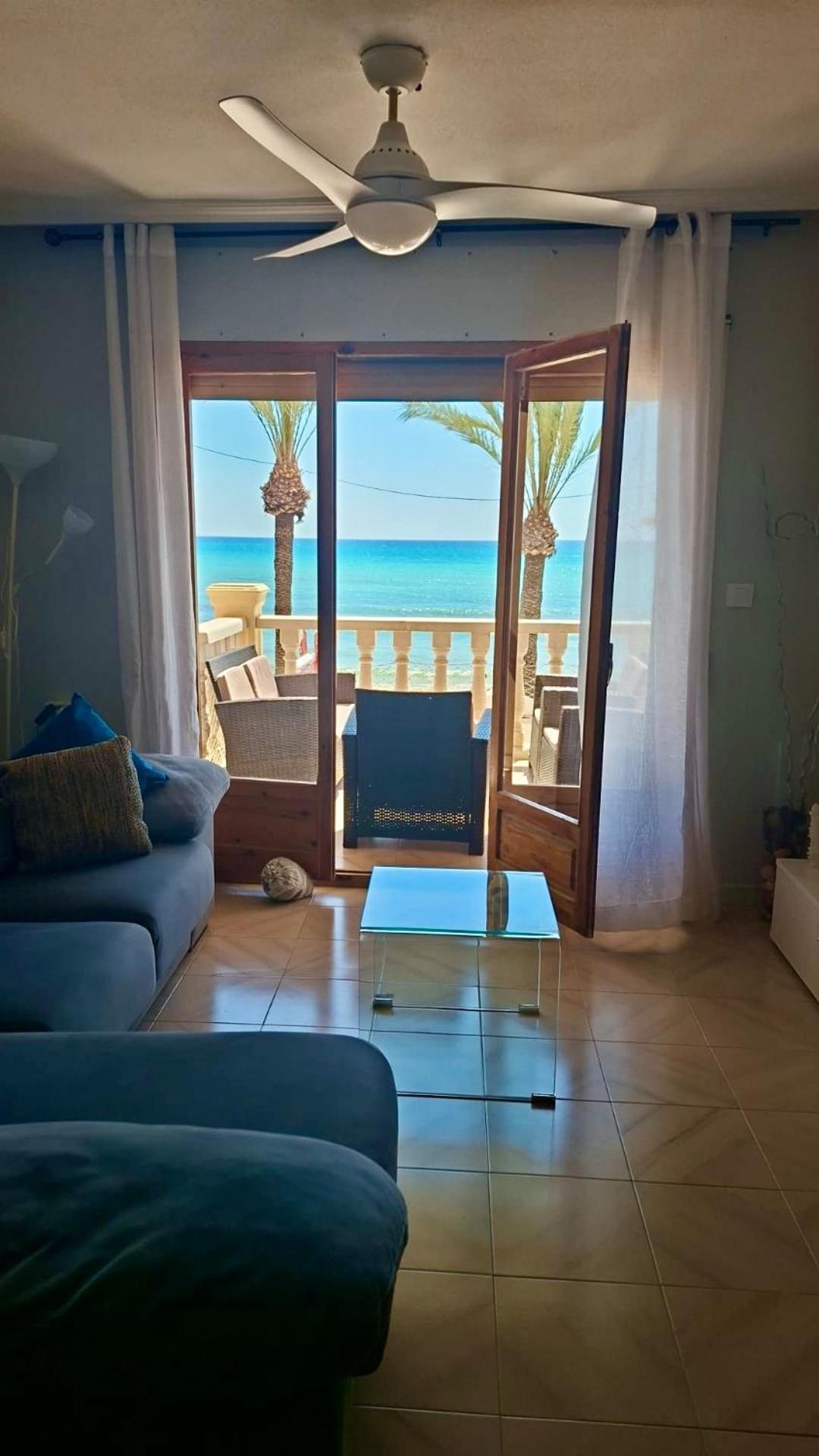 Apartamento Frente Al Mar En إل كامبيلو المظهر الخارجي الصورة